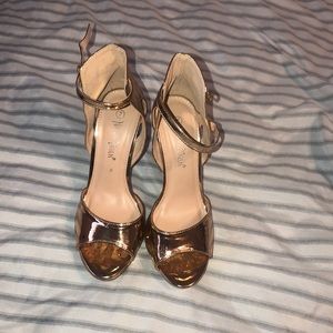 Gold Heel